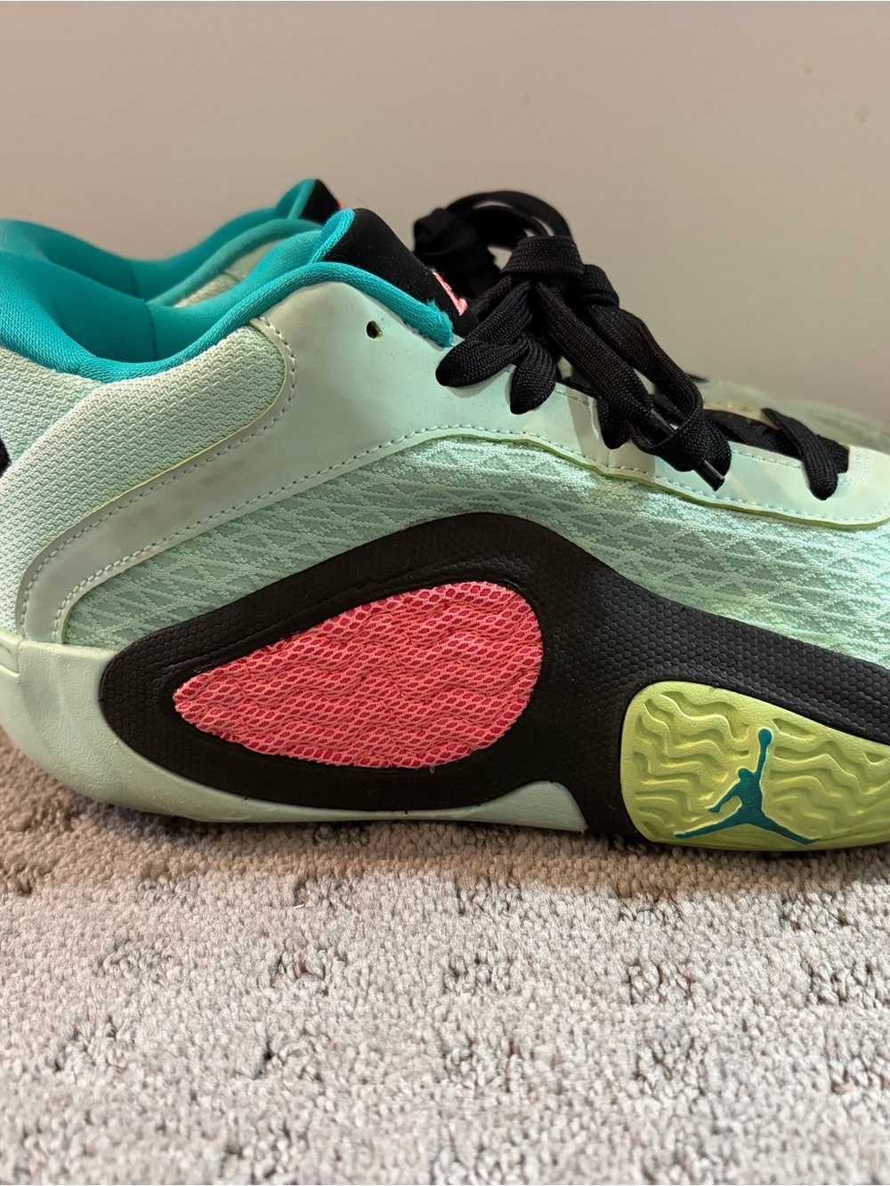 Jordan Luka 2 Mint Basketball Shoes 6.5Y / Women’s 8